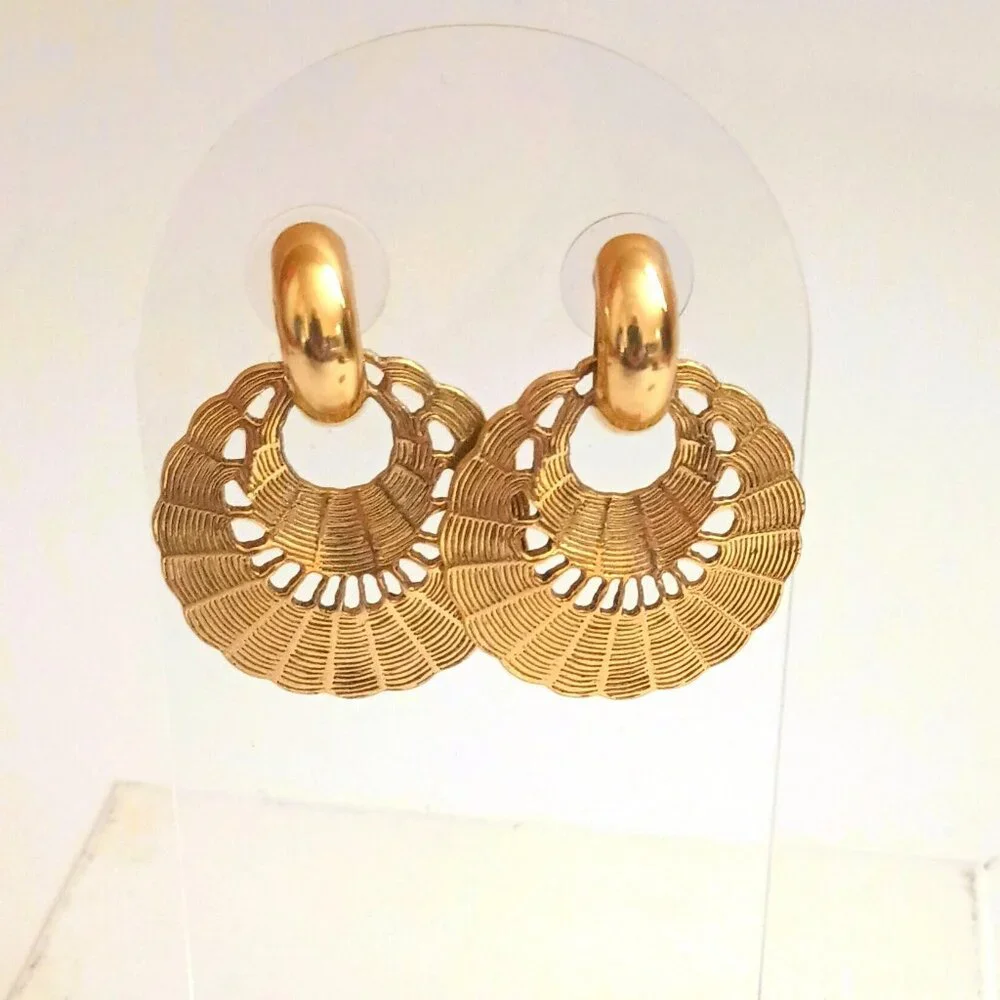 1928 Vintage Door Knocker Earrings Gold Tone Round Ribbed Open Work Post Jewelry